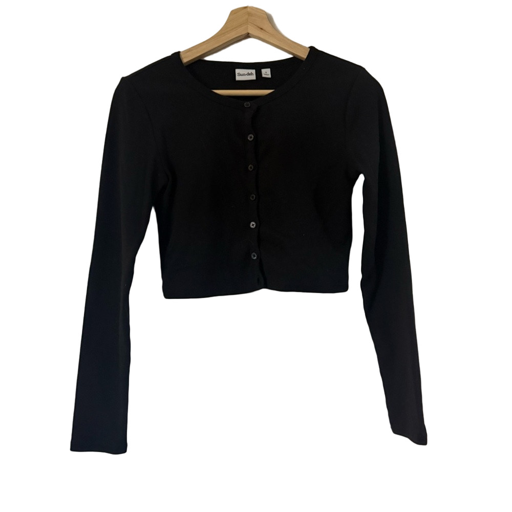 SUN-DEH Aritzia Black Button-Down cardigan Shirt